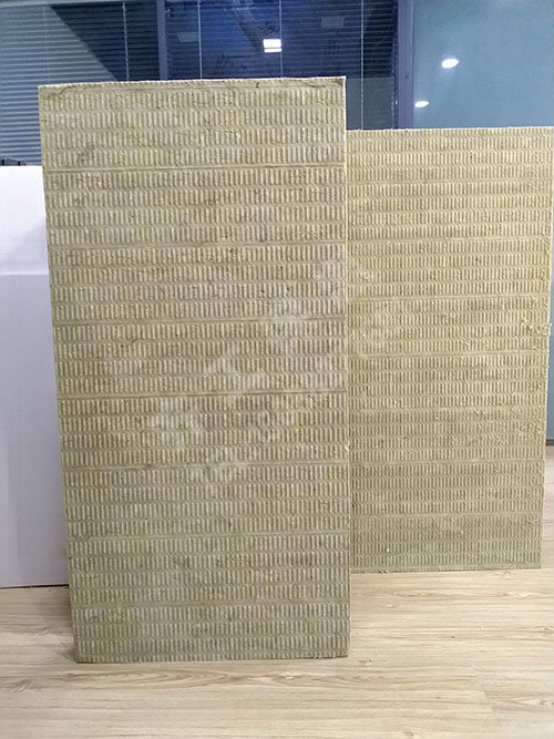 巖棉板施工過程會(huì)出現(xiàn)哪些問題呢？